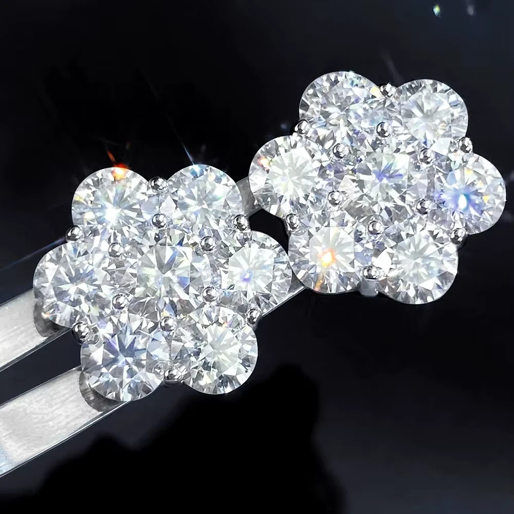 GRA Certified Screw Back VVS1 Moissanite Cluster Stud Earrings For Women and Men
