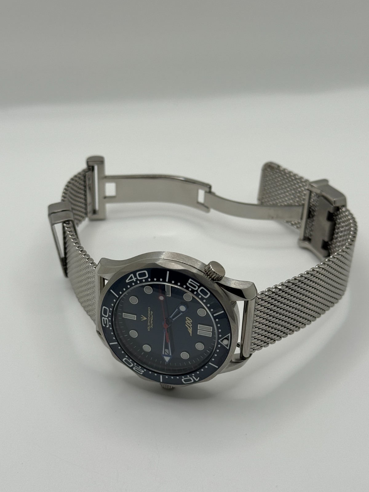 James Bond 007 “Golden Eye” NH35 Auto Watch Blue Dial Diver 100m 41mm
