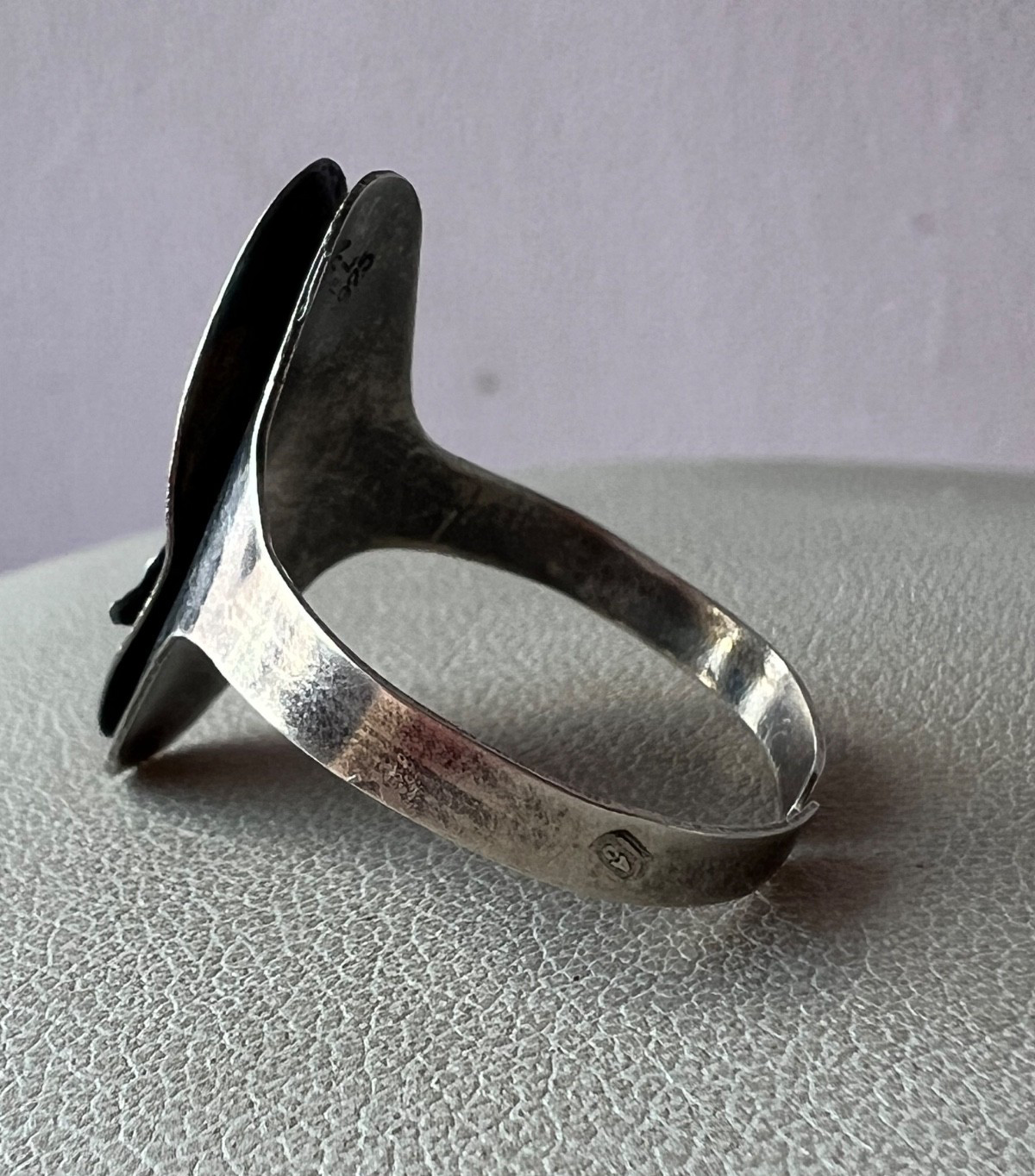 VINTAGE OXIDIZED 925 STERLING SILVER MENORAH ISRAEL RING ADJUSTABLE SIZE RARE