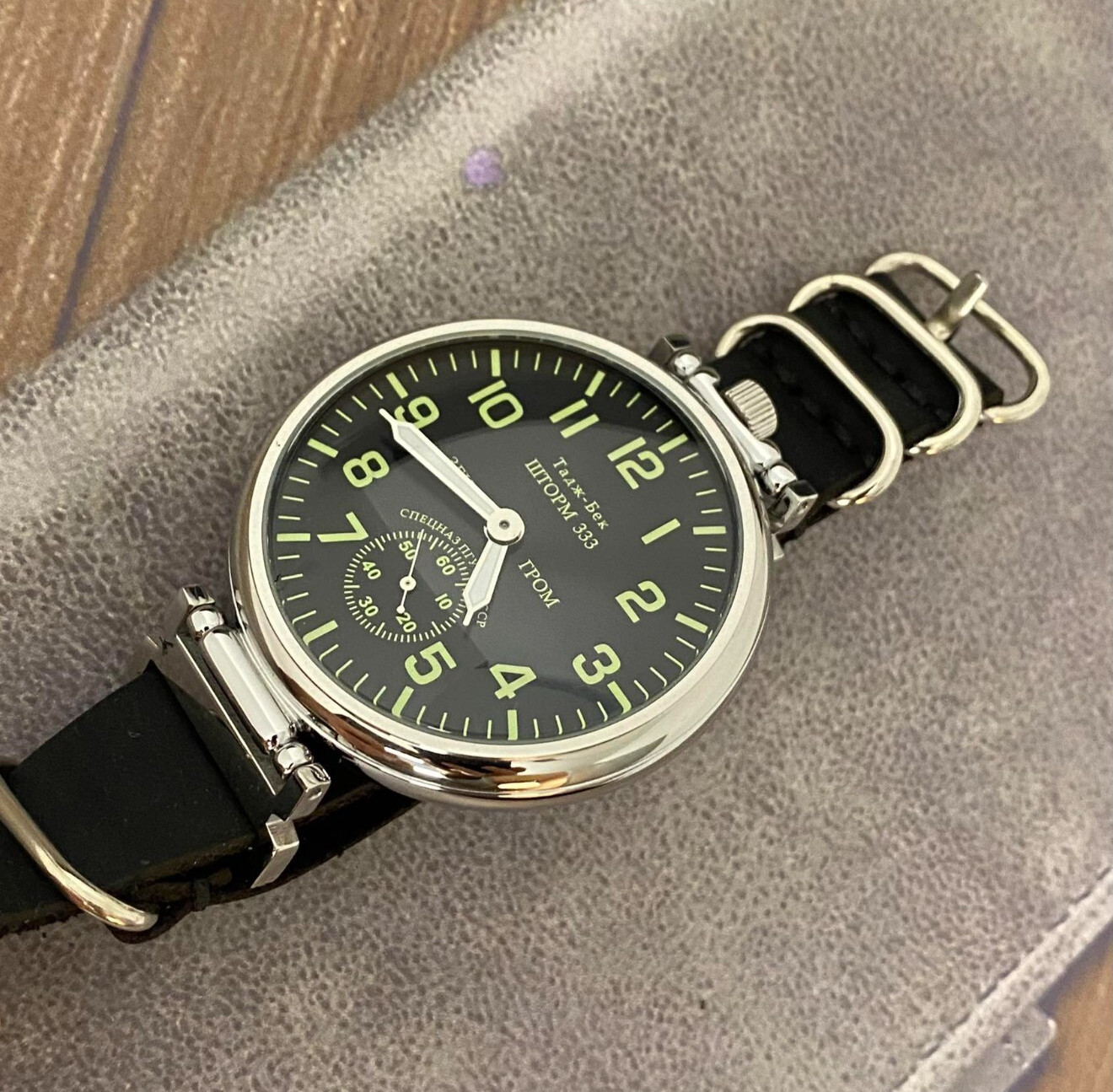 Watch Molniya Mechanical Vintage Soviet Molnija Russian 3602 Dial Wrist Man USSR