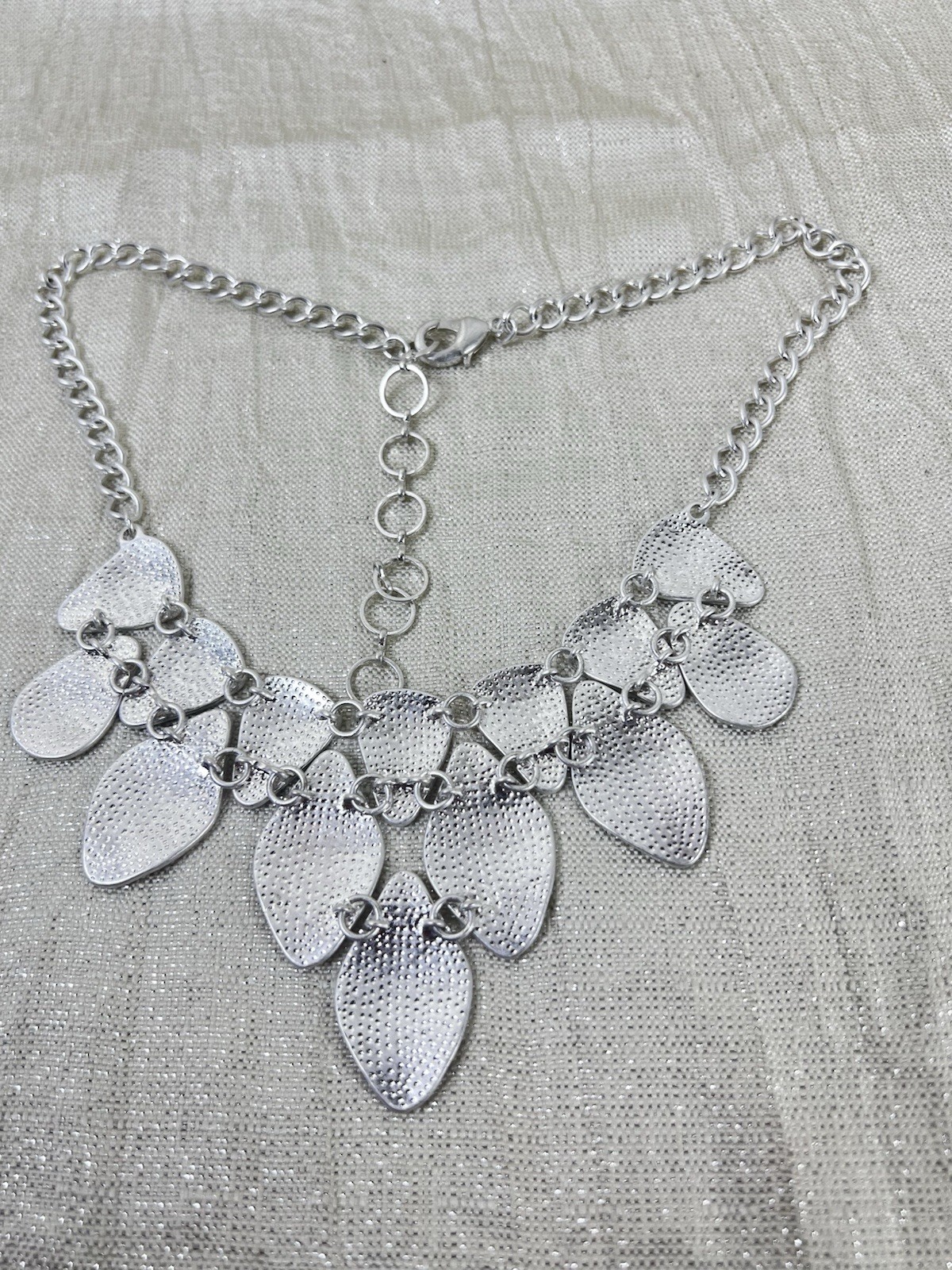 INC International Concepts Hammered Bib Leaf Statement Necklace – NEW