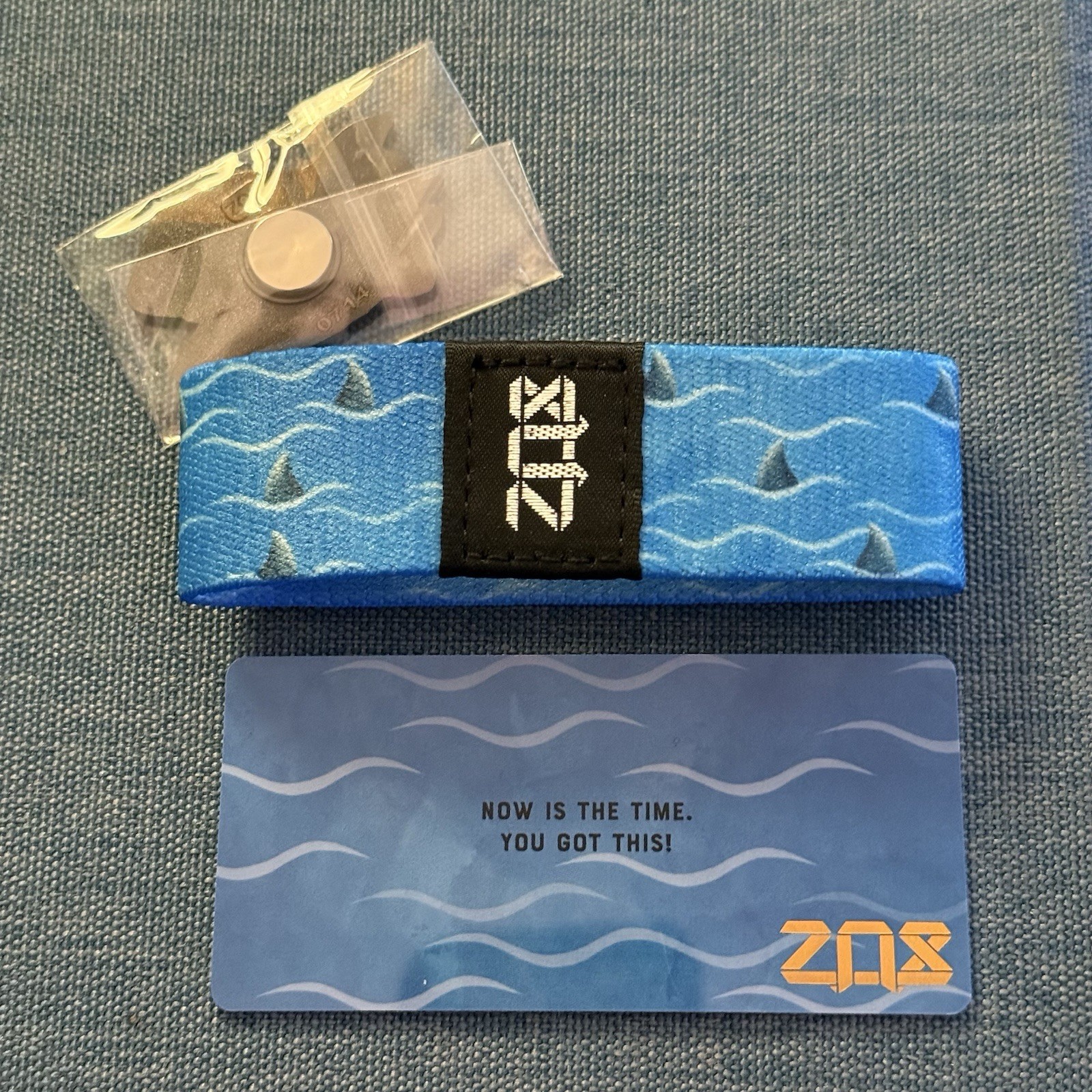 New! ZOX Strap *SINK OR SWIM – Dolphins* Sz MEDIUM – Wristband w/ Card & Magnet