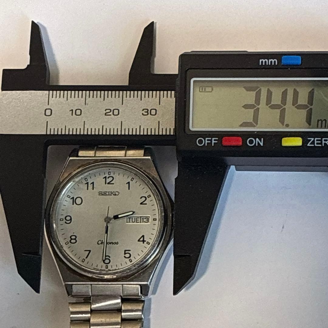 Excellent condition, fully functional Seiko men’s vintage silver chronograph