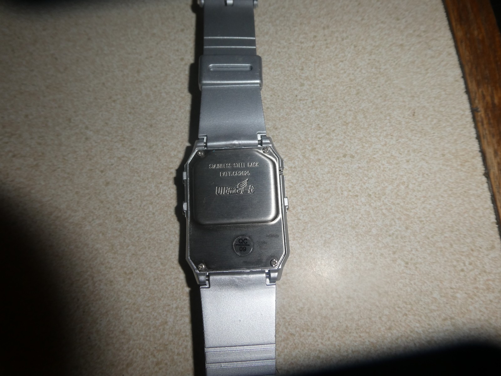 VINTAGE Bell + Howell Talking Voice Response LCD Alarm Wristwatch Silvertone