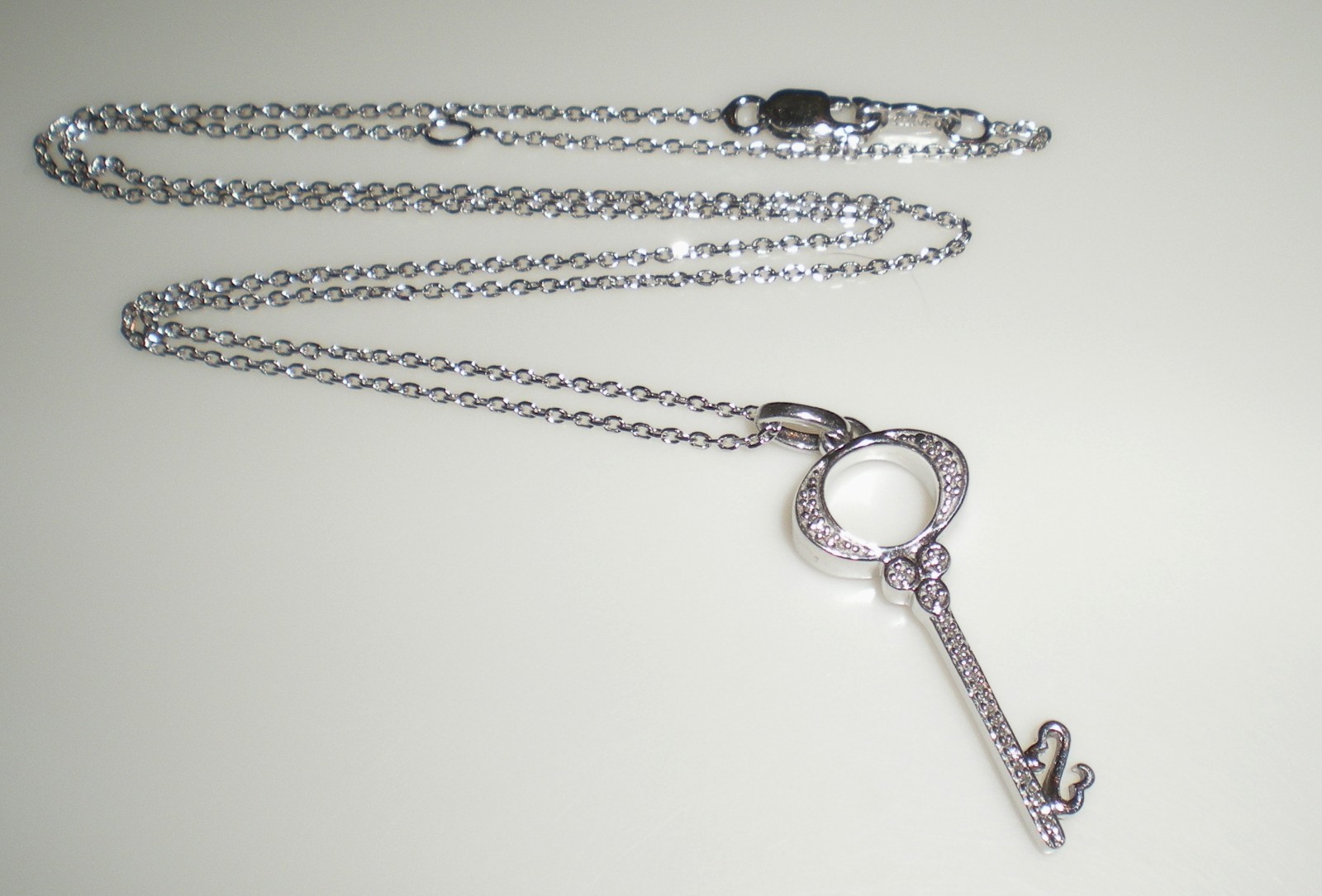 Jane Seymour Open Hearts Sterling Silver KEY Diamond Accent Necklace 💎 KAY BOX