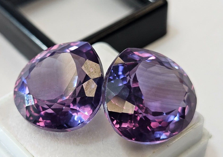 Colour Change 40+ Ct Alexandrite Pear Cut Natural Pair Loose Gemstone
