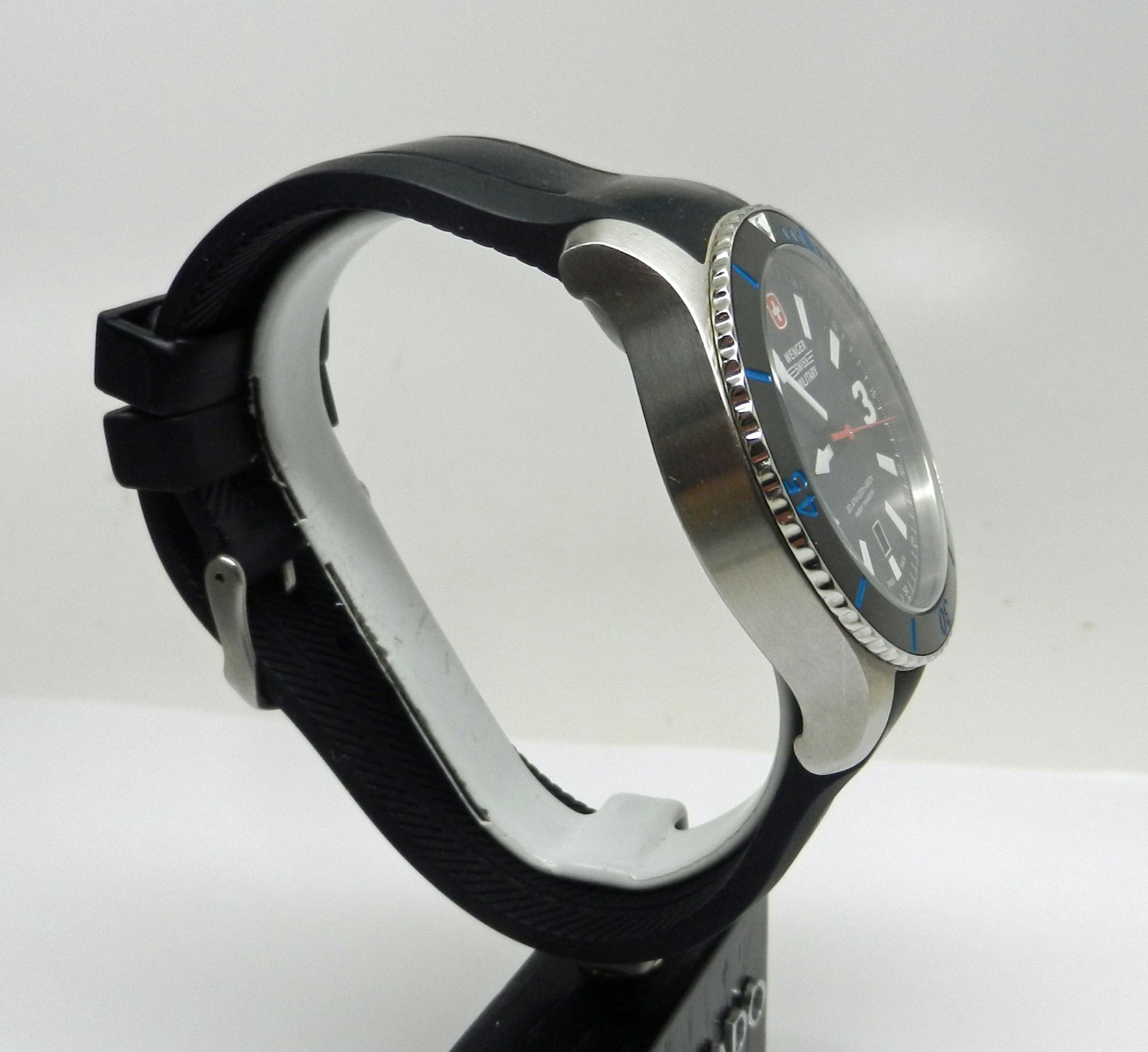 Wenger Swiss Made Military Seaforce Men’s 43mm Army Blue Dial 20 ATM 200M Watch