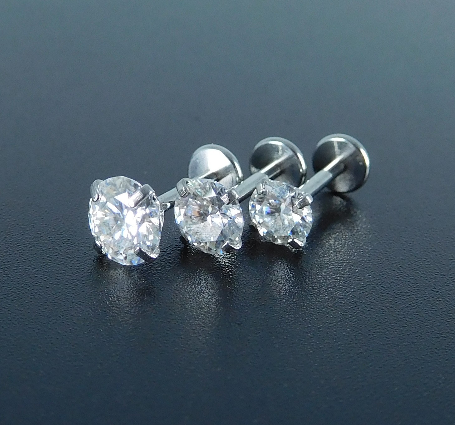 16G/18G/20G Moissanite Stud Earrings & Cartilage Nose Jewelry – Hypoallergenic