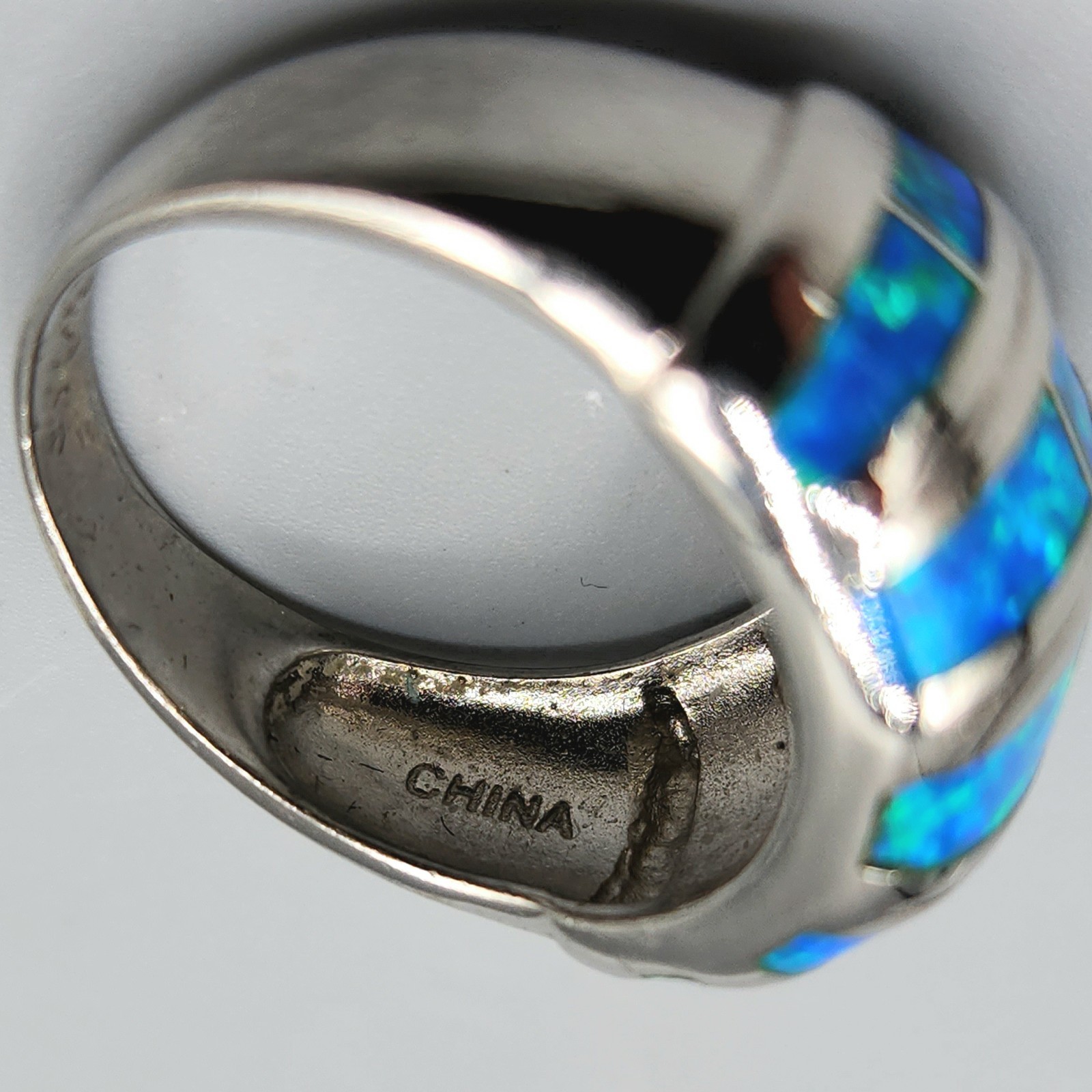 Sterling Silver Blue Lab Opal Inlay Domed Bezel Ring Size 8 5.5g