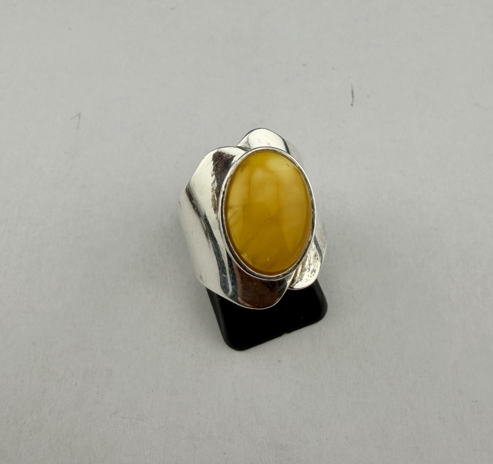 925 Sterling Silver Ring DTR Desert Rose Trading Butterscotch Egg Yolk Amber 7