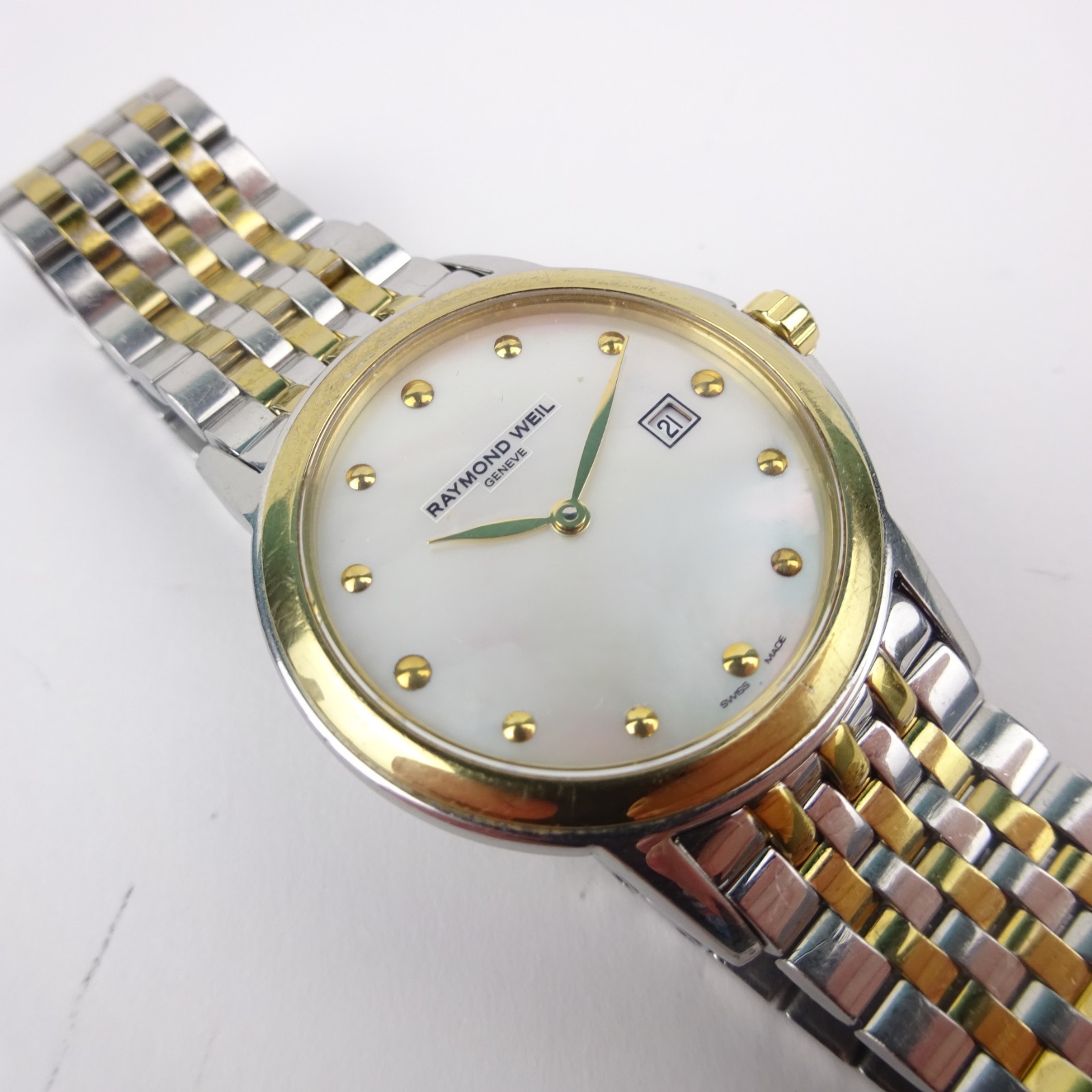 Raymond Weil Tradition 5966 Watch 2 Tone Mother of Pearl Dial Women’s