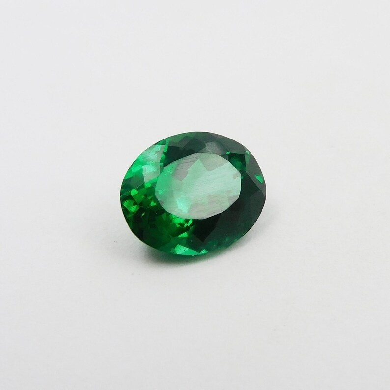 9.65 Ct Natural Green Garnet Oval Cut Jewelry Making Gemstone From Tanzania