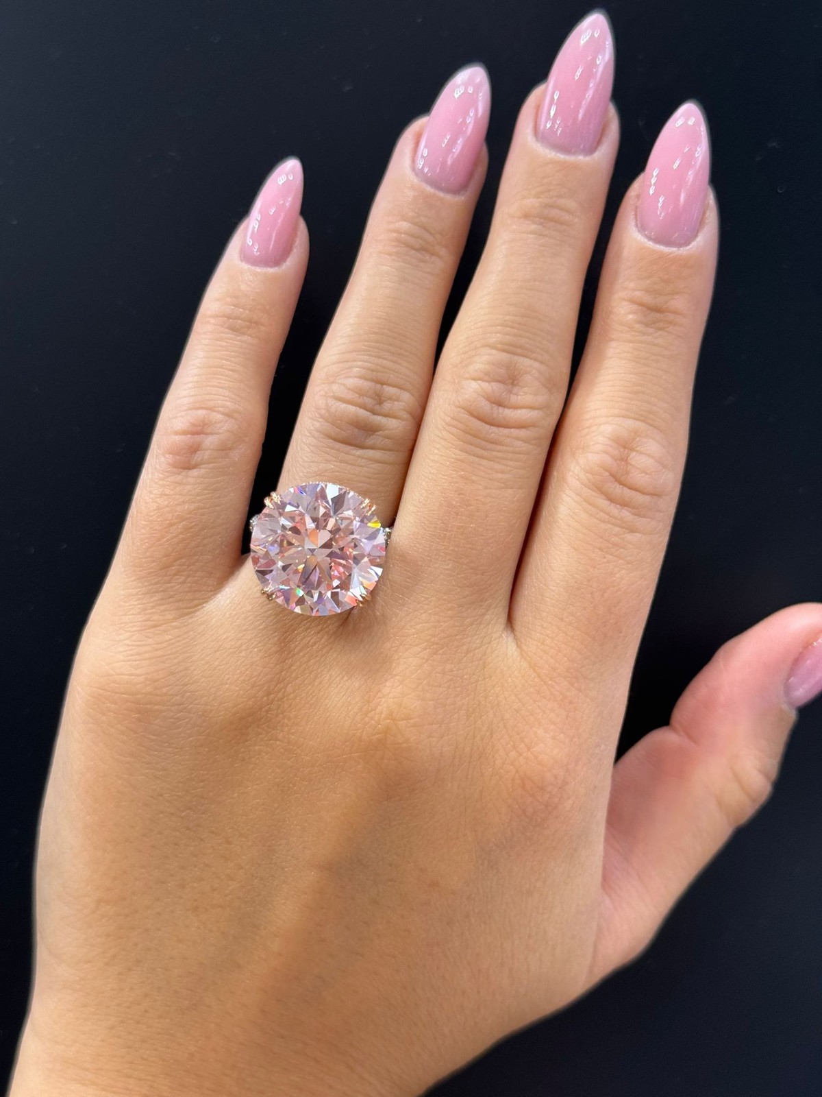 GIA 19ct Fancy Intense Pink VVS2 Type IIa Treated Round Brilliant Diamond Ring 