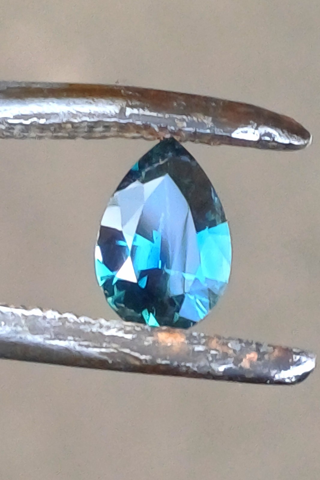 0.90ct Kenyan Blue Sapphire(unheated!)