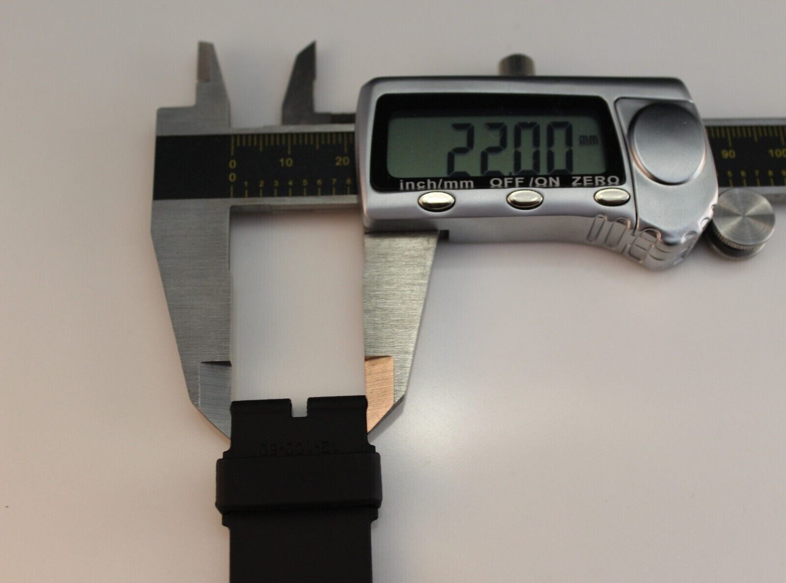 New Wyler Genève code R chronograph Black rubber strap bracelet