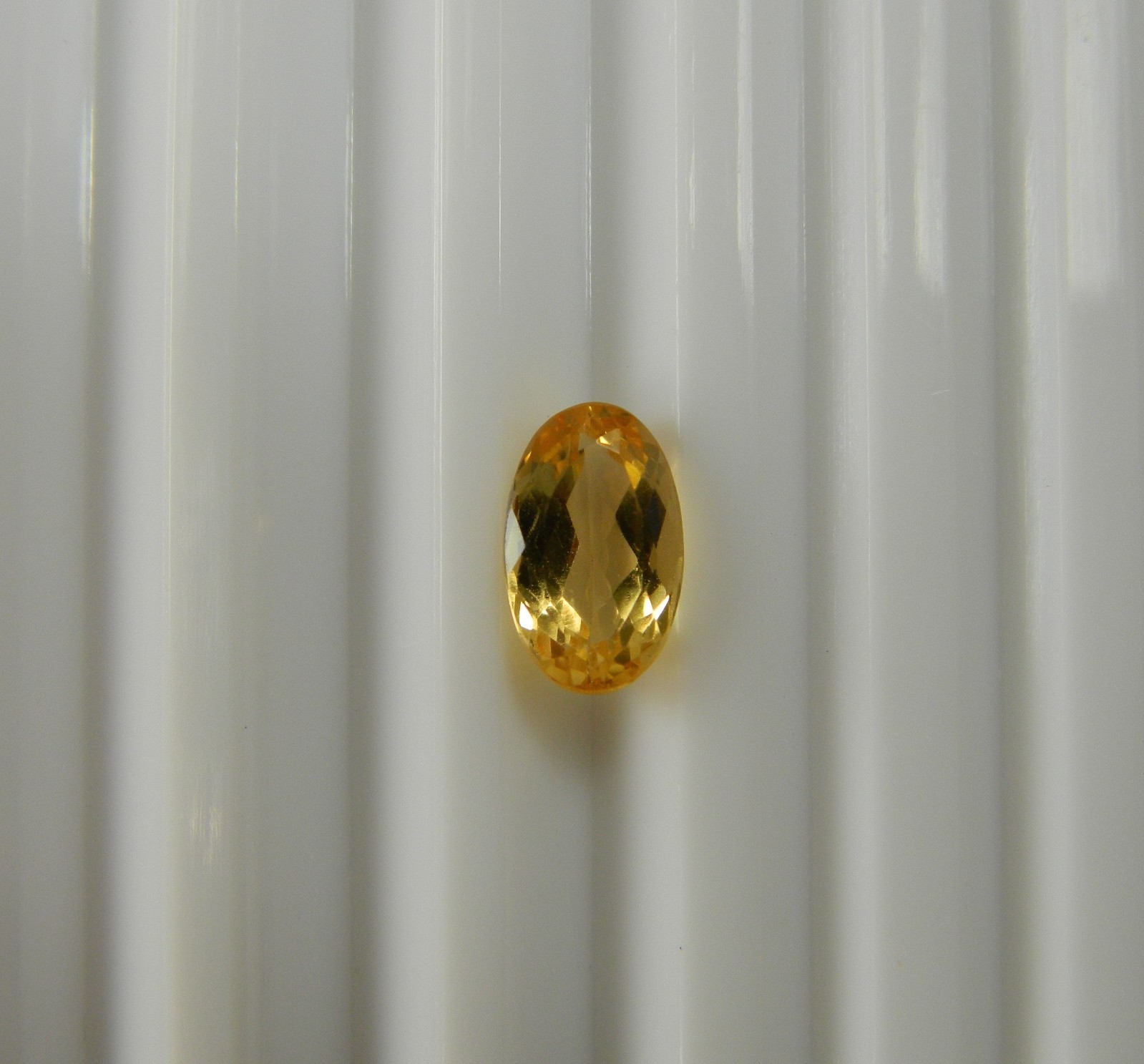 Imperial Topaz 2.36 Ct Clarity IF Oval Cut Natural Golden Brazil I079
