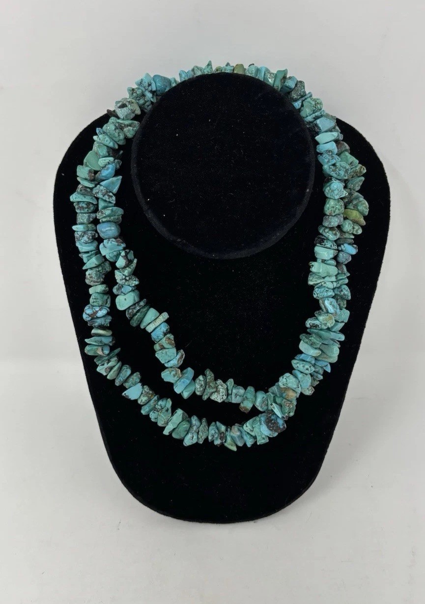 Vintage Raw Natural Turquoise Chip Nugget Necklace 17″ Long