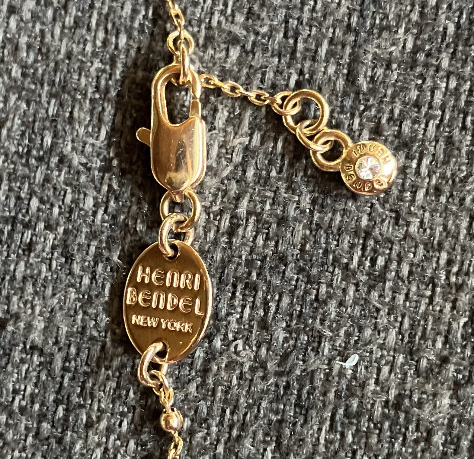 Henri Bendel Necklace Dainty Gold Toned 17inch Chain Pink Rhinestones Signed