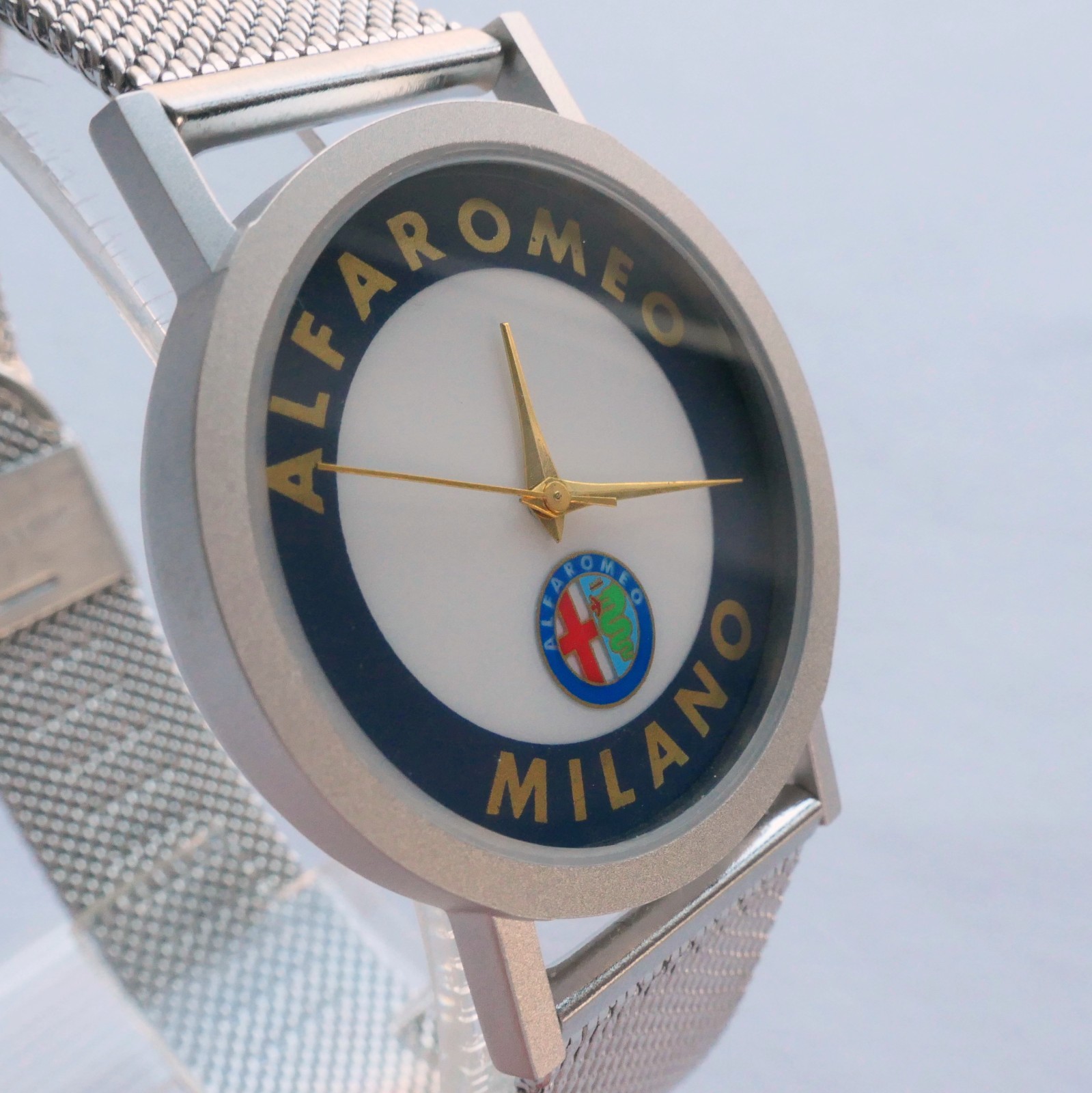 Alfa Romeo Milano Spider Classic Driver Pilot Racing Sport Car Accessory Watch