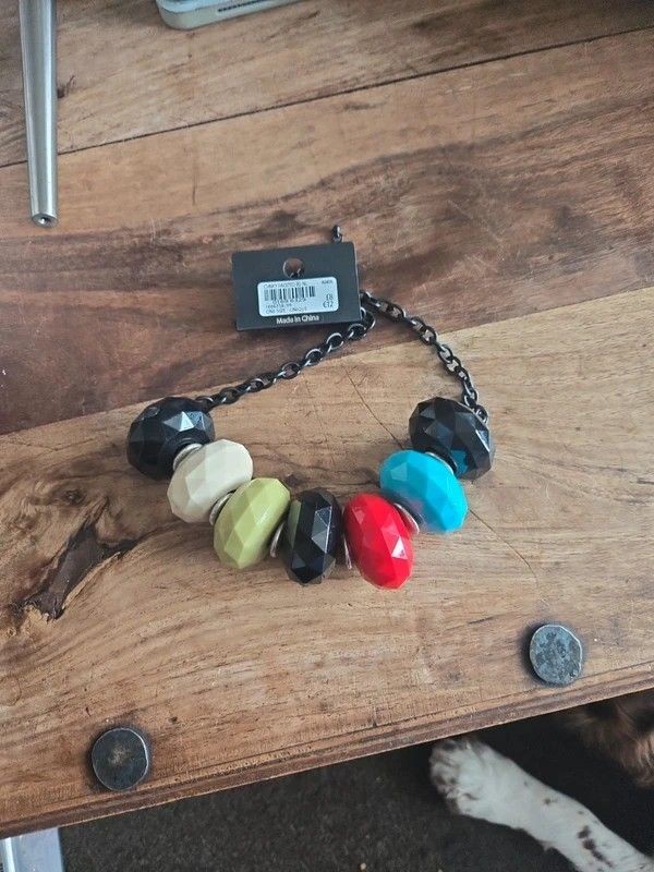 New Look Chunky faceted large bead necklace black chain statement