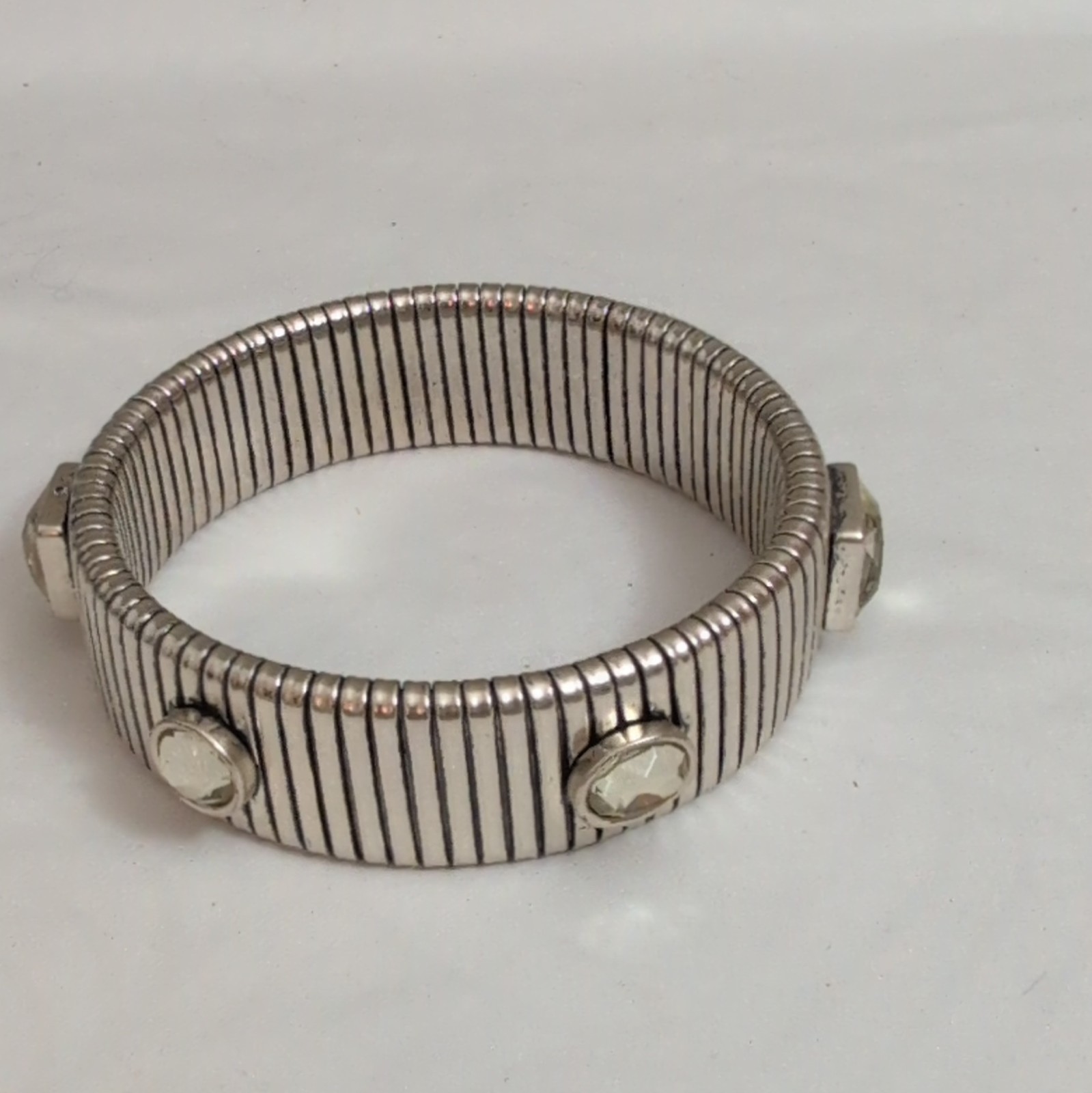 Chico’s Jewelry Set of 3 Stackable Silver Tone Bracelets, Blue Druzy, Gift Pouch
