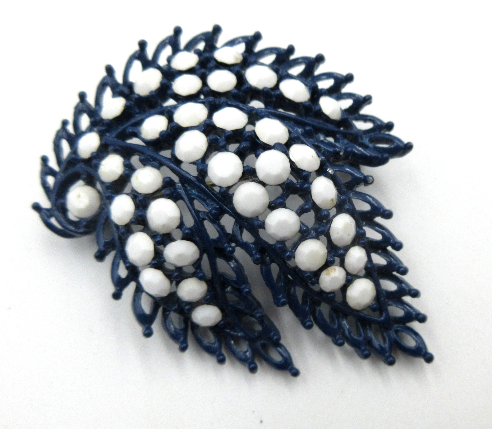 VTG BIG LARGE Blue white Bling LEAF Brooch Pin Matching Earrings list separately
