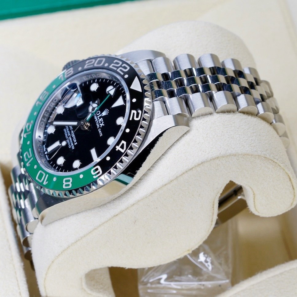 Rolex GMT-Master II SPRITE Black Dial Green & Black Bezel SS 40mm 126720VTNR