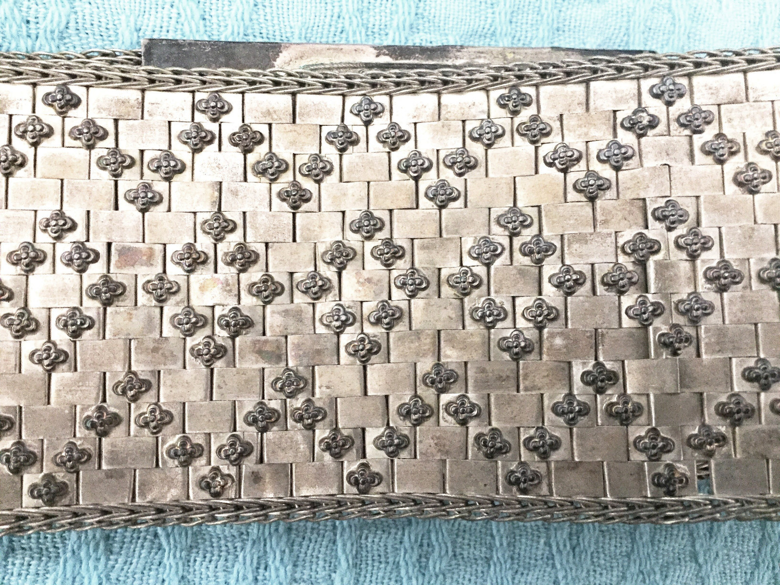 Extremely Rare – Vintage Solid Silver Wedding Belt – Dayak / Borneo NOS