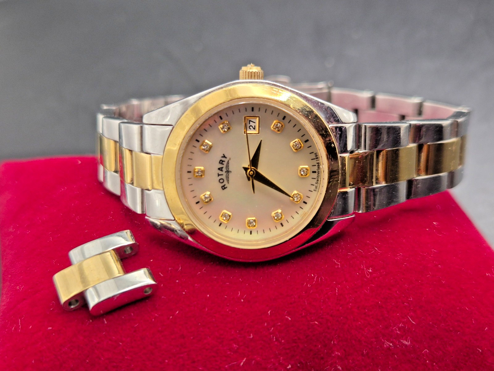 ROTARY Women’s Two-Tone Stainless Steel Bracelet Calendar Watch-VGC/Working