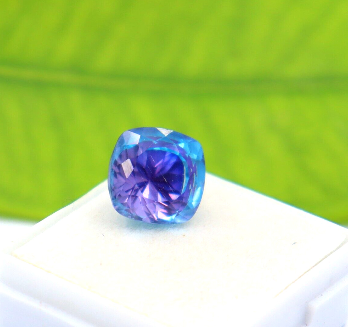 Cushion Cut Bi-Color Loose Gemstone Natural Pitambari Sapphire Certified 7.85 ct