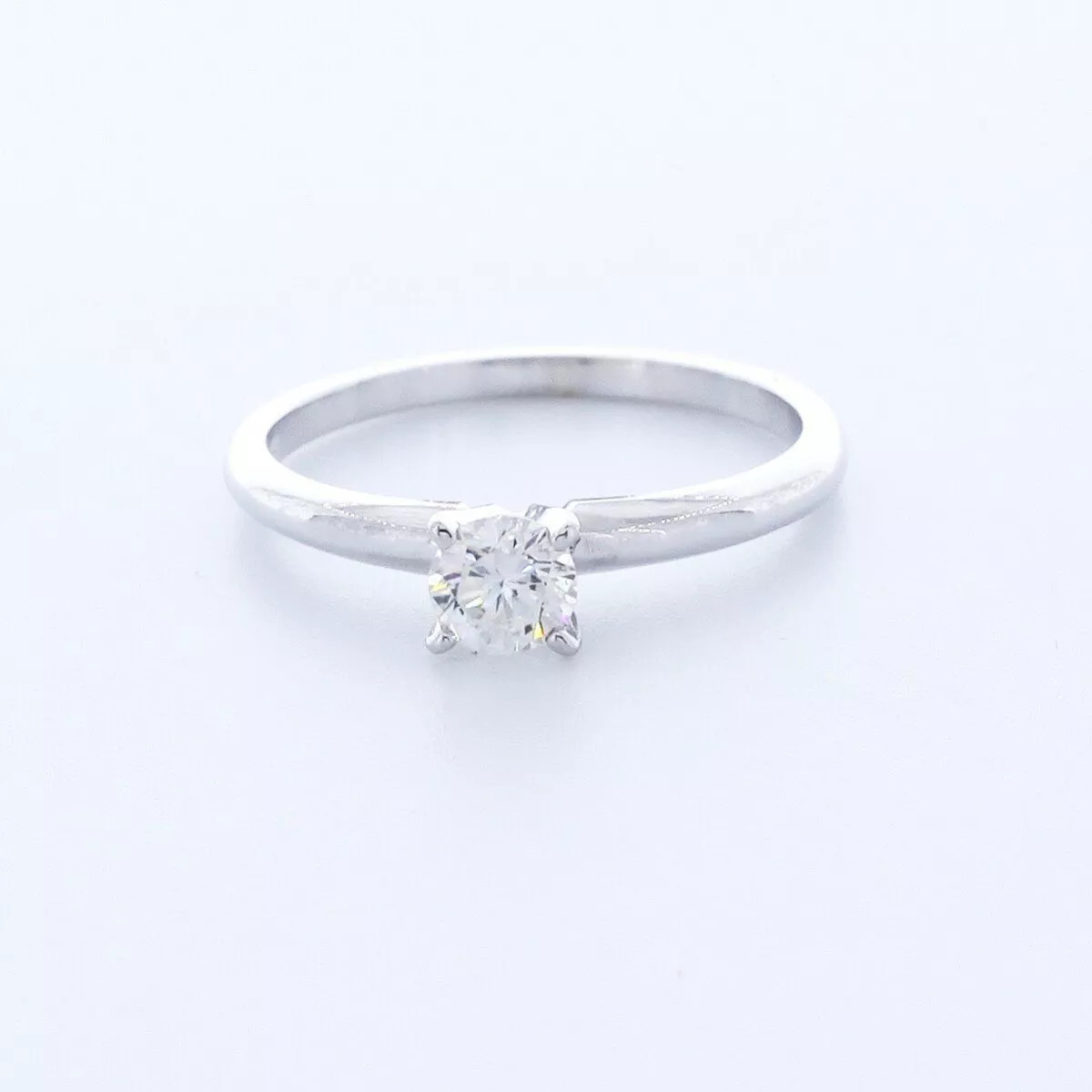 Solitaire Engagement Ring Classic 14K Gold 0.57 CT Round Lab-Grown Diamond D VS2