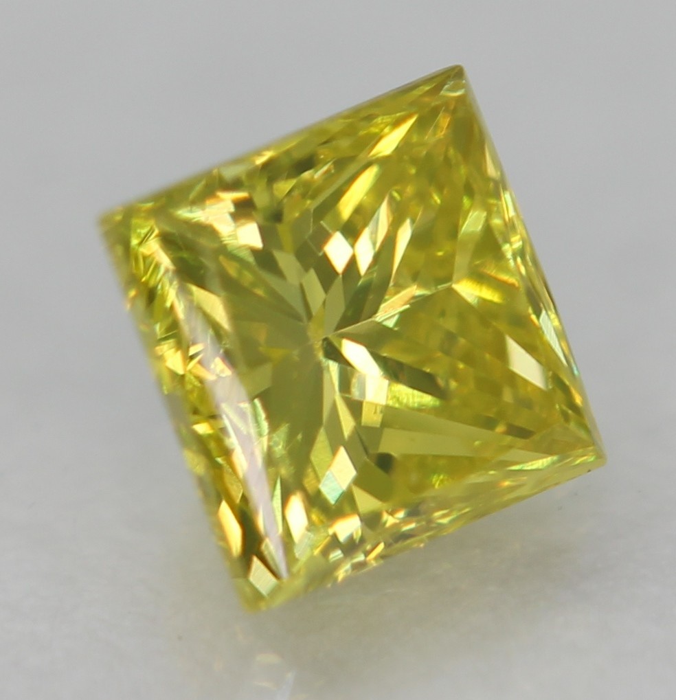 0.20 Carat Canary Yellow VVS2 Princess Natural Enhanced Diamond 3.17X3.13m VIDEO