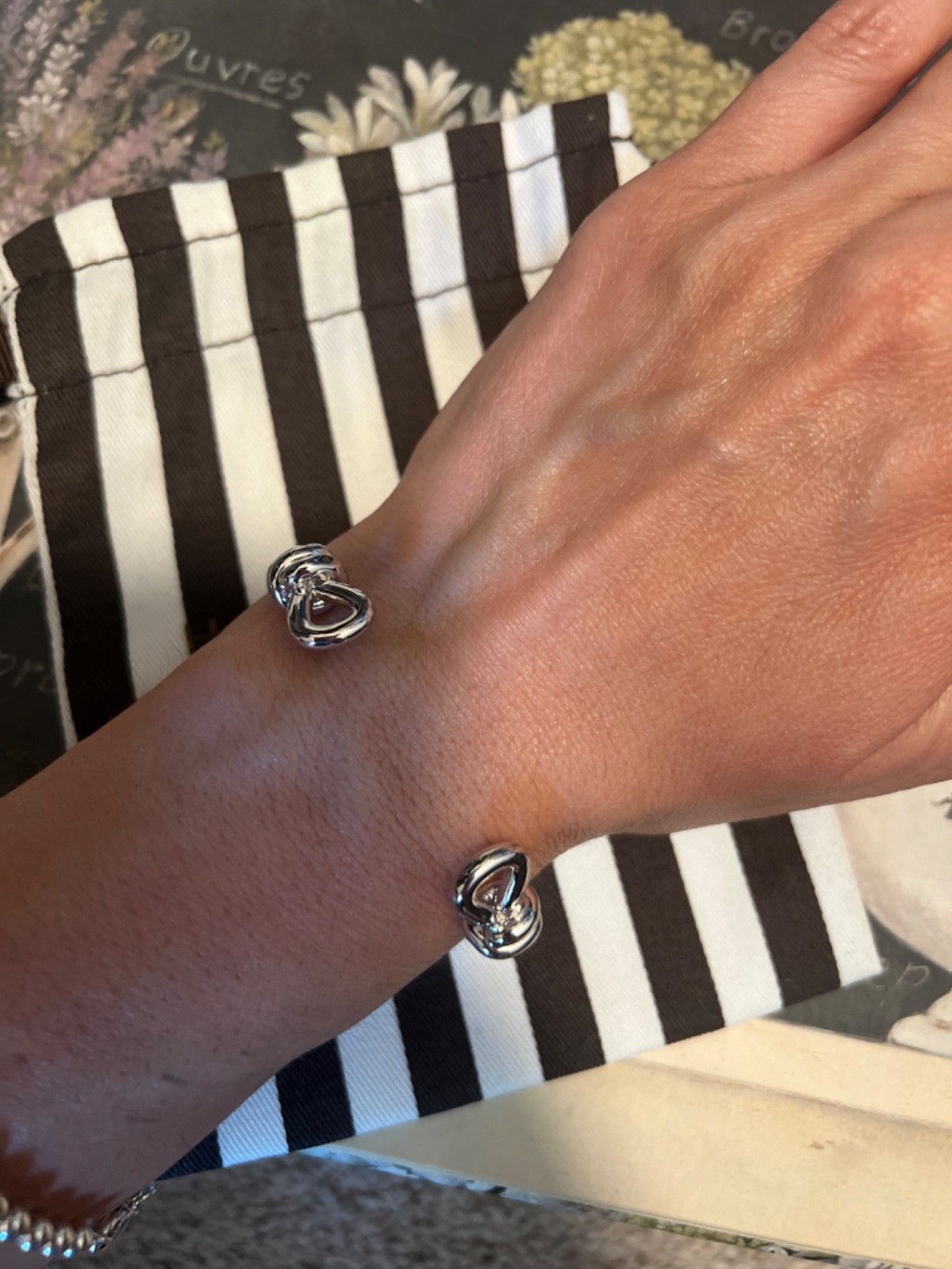 *NWOT* Henri Bendel Cuff Bracelet