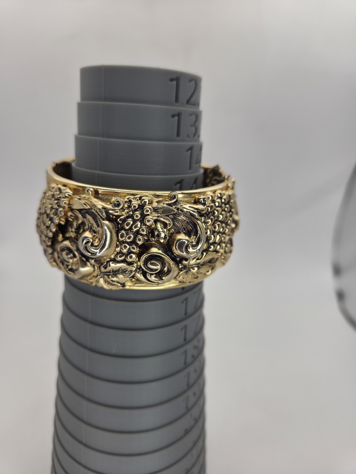 Vtg Repousse Nouveau Grapes Hinged Cuff Bracelet Sz 6.75″ Chunky Gold Filigree
