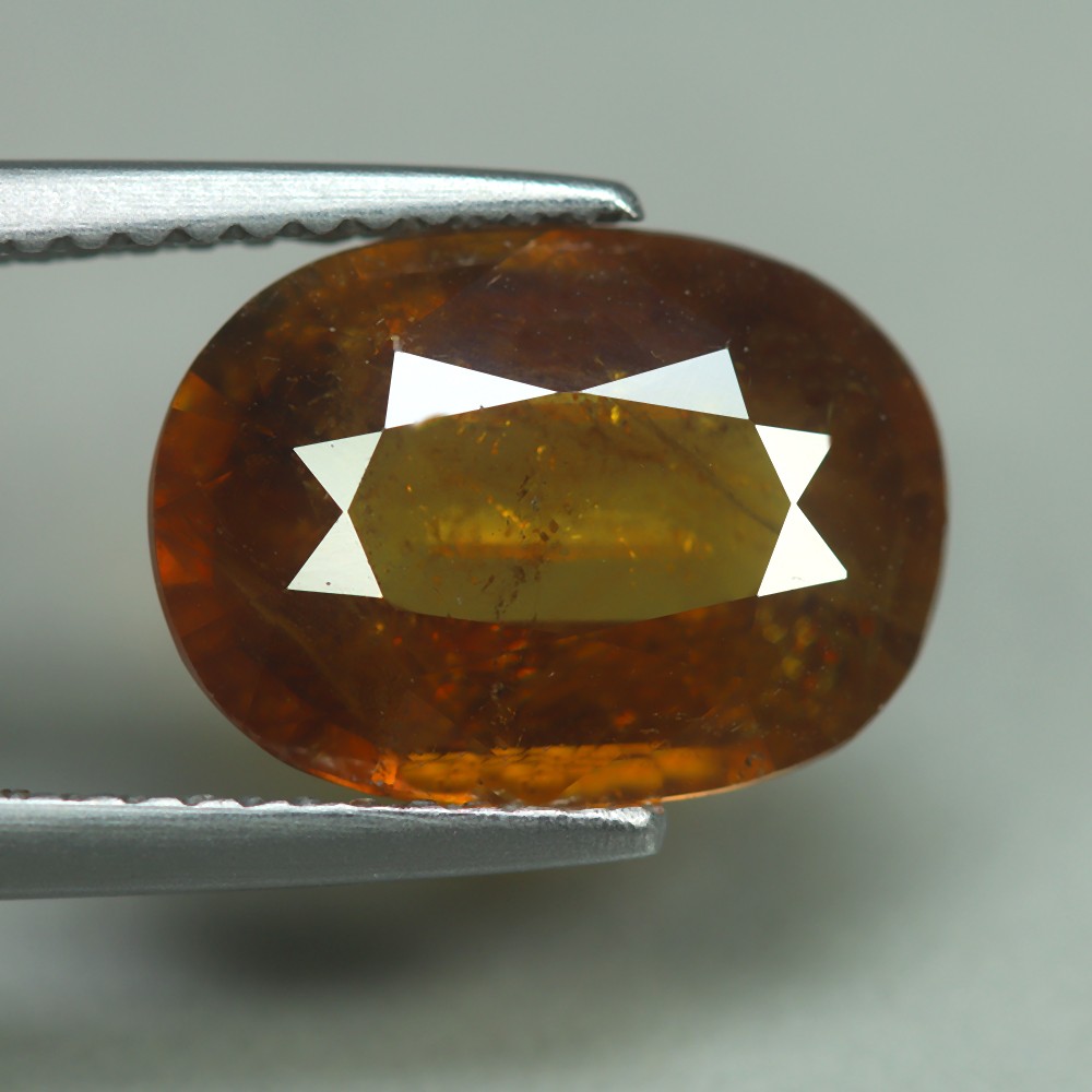 3.71 Cts_Diamond Sparkling_100 % Natural Unheated Titanite Honey Yellow Sphene