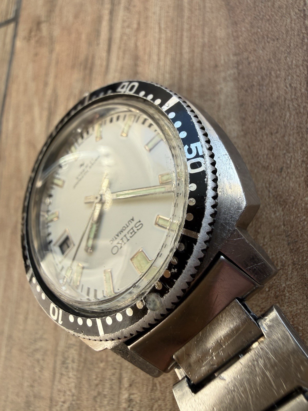 1973 Seiko 7005-8052 “Poor Man’s Diver” Automatic Vintage Diver Watch White