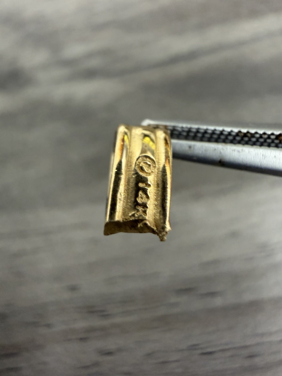 14 Miscellaneous Pre Owned 14k Yellow Gold Bails In Various Sizes