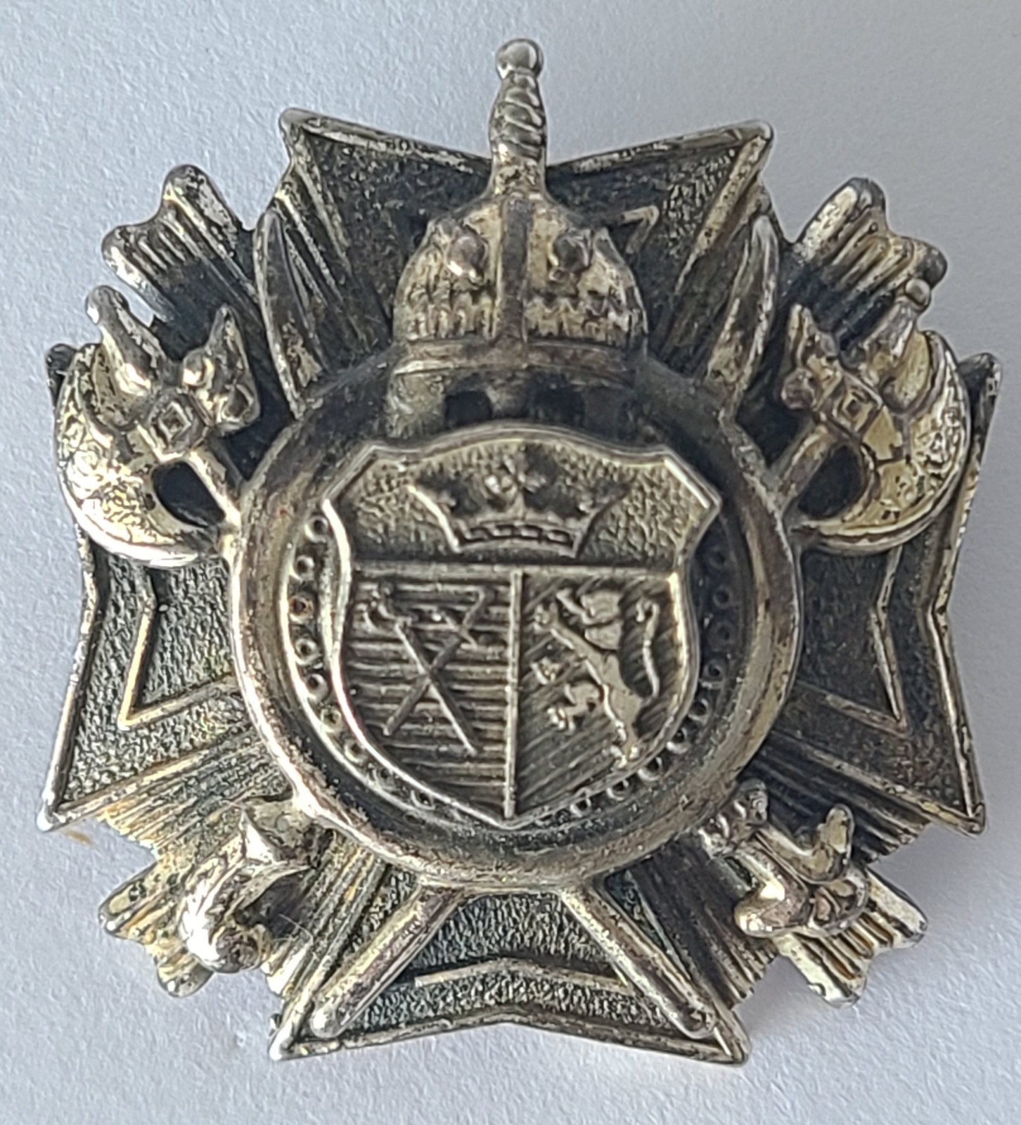 Vintage Heraldic Crest Brooch Pin Crown Shield Coat of Arms Silver Tone