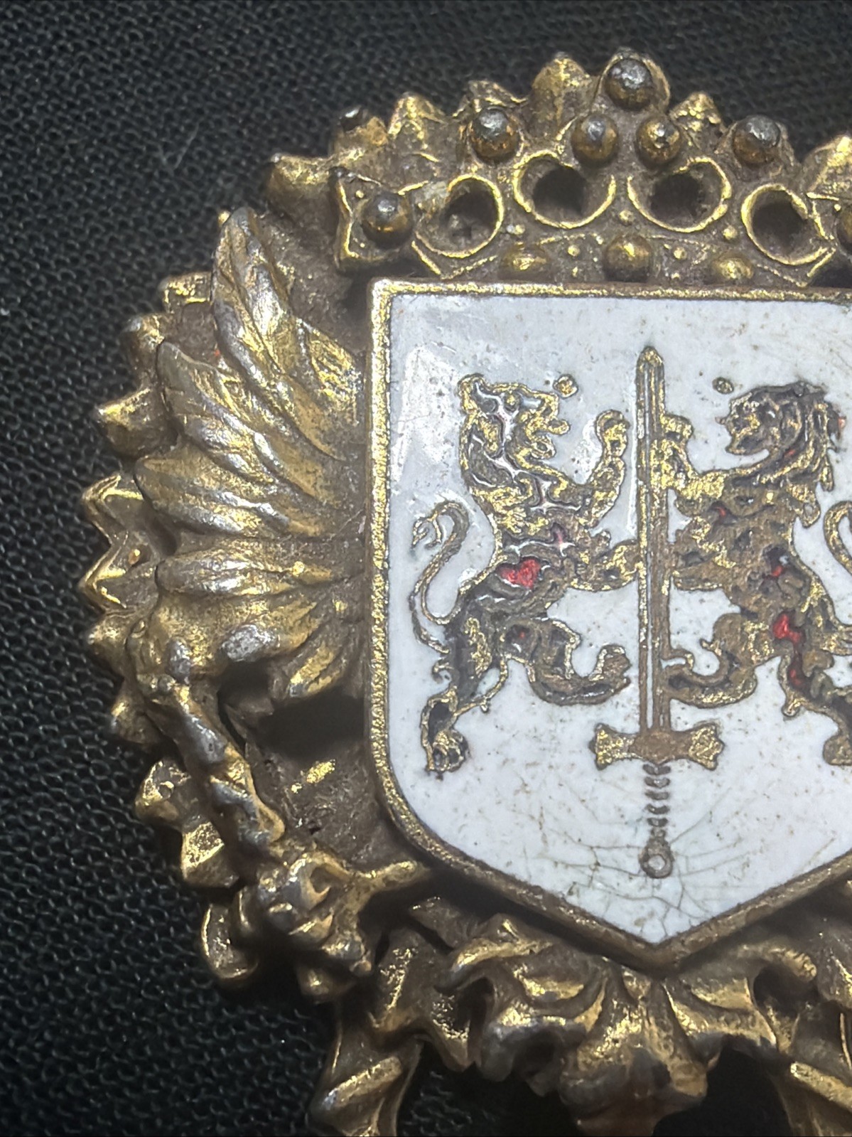 Vintage Heraldic Coat of Arms Standing Red Lions Laurels Fleur De Lis Brooch Pin