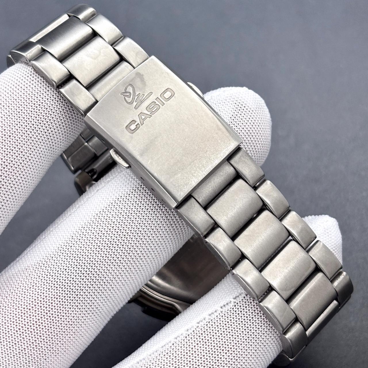 Vintage Casio Wave Ceptor WVA-200 Data Bank Ana/Digi Japan Men’s Watch Mod. 2370