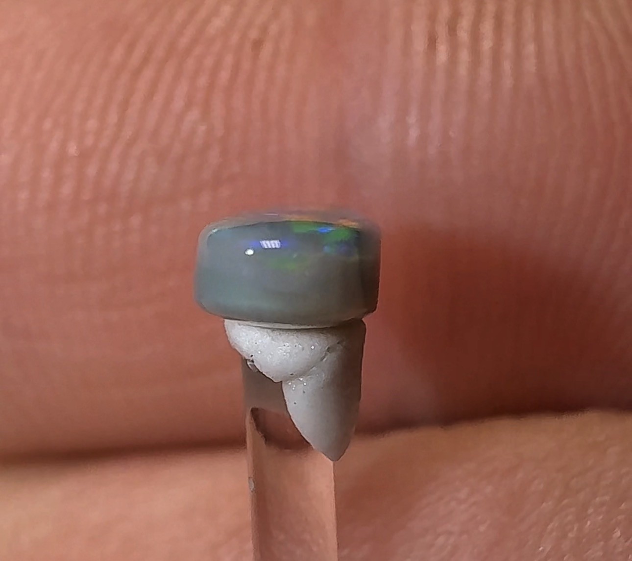 Natural Solid Australian Dark Opal 0.55ct, Lightning Ridge, jewelry making stone
