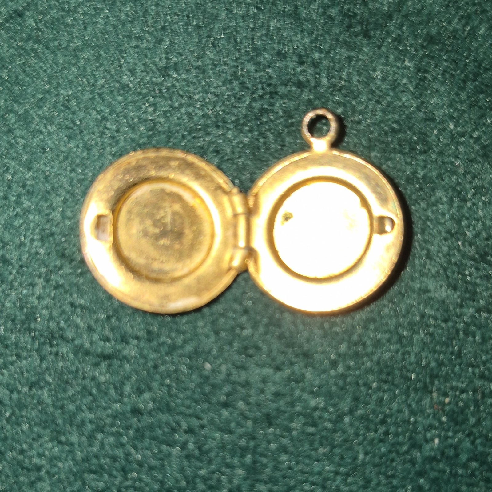Round Gold Locket Pendant Charm w/ Loop Bail, Opens and Closes