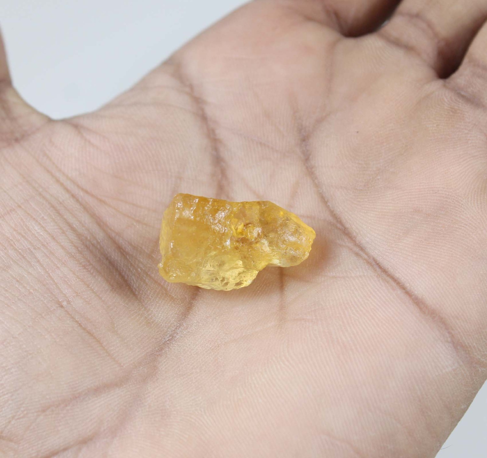 Natural 26.75 Ct Yellow Grossular Garnet Gemstone Rough Certified T37066