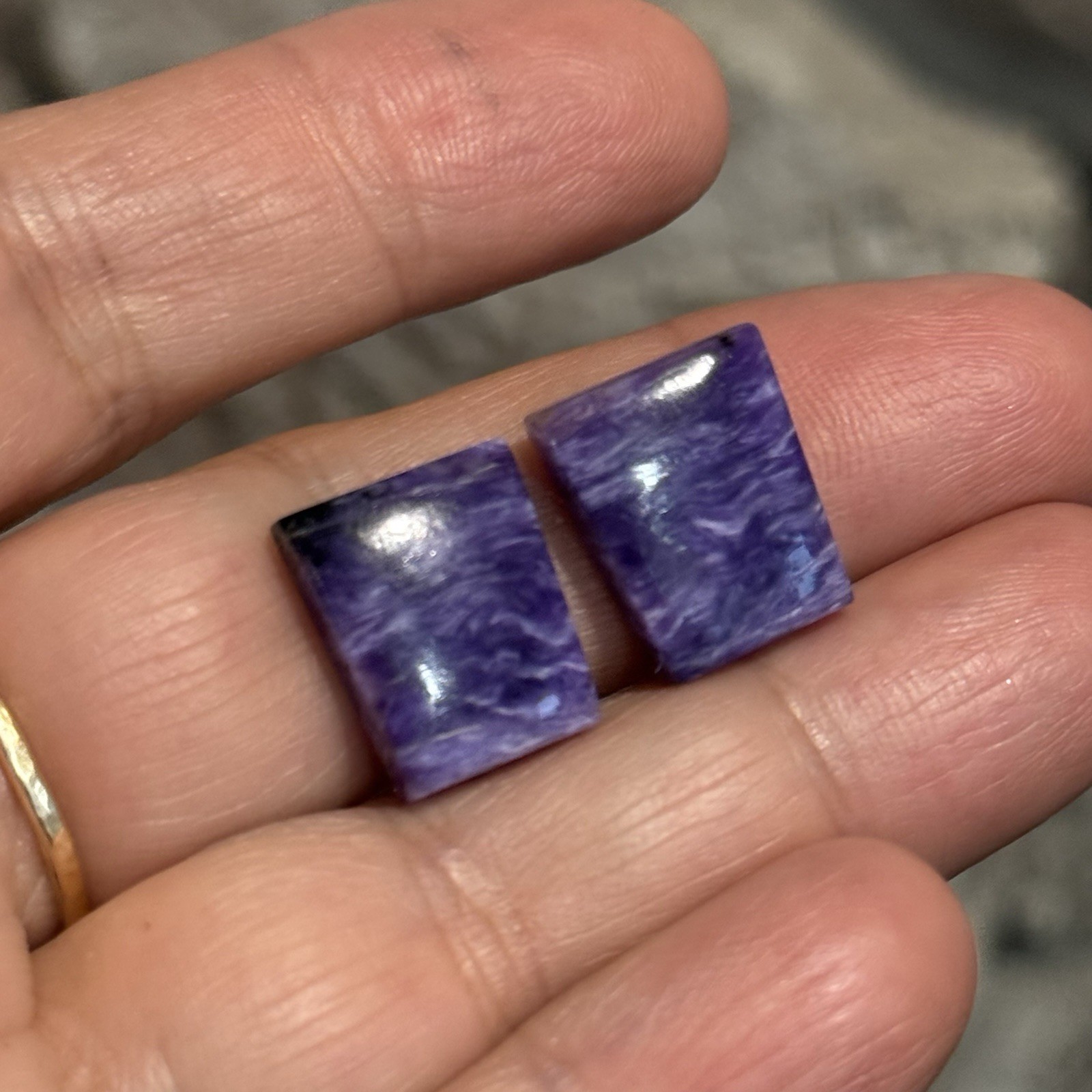 18.8ct 15.2×12.4×4.4mm Pair Purple Smooth Charoite Cabochon Gemstones Earrings