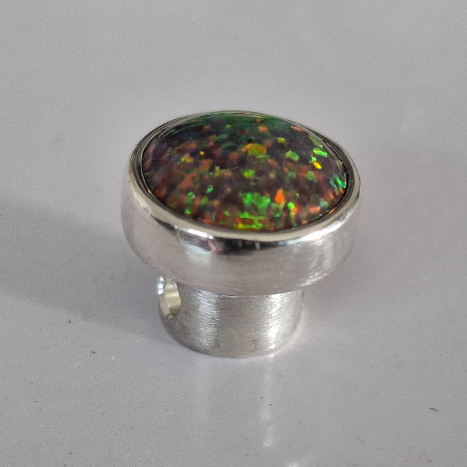 – Beautiful synthetic opal head set in silver for Charlotte 21 –