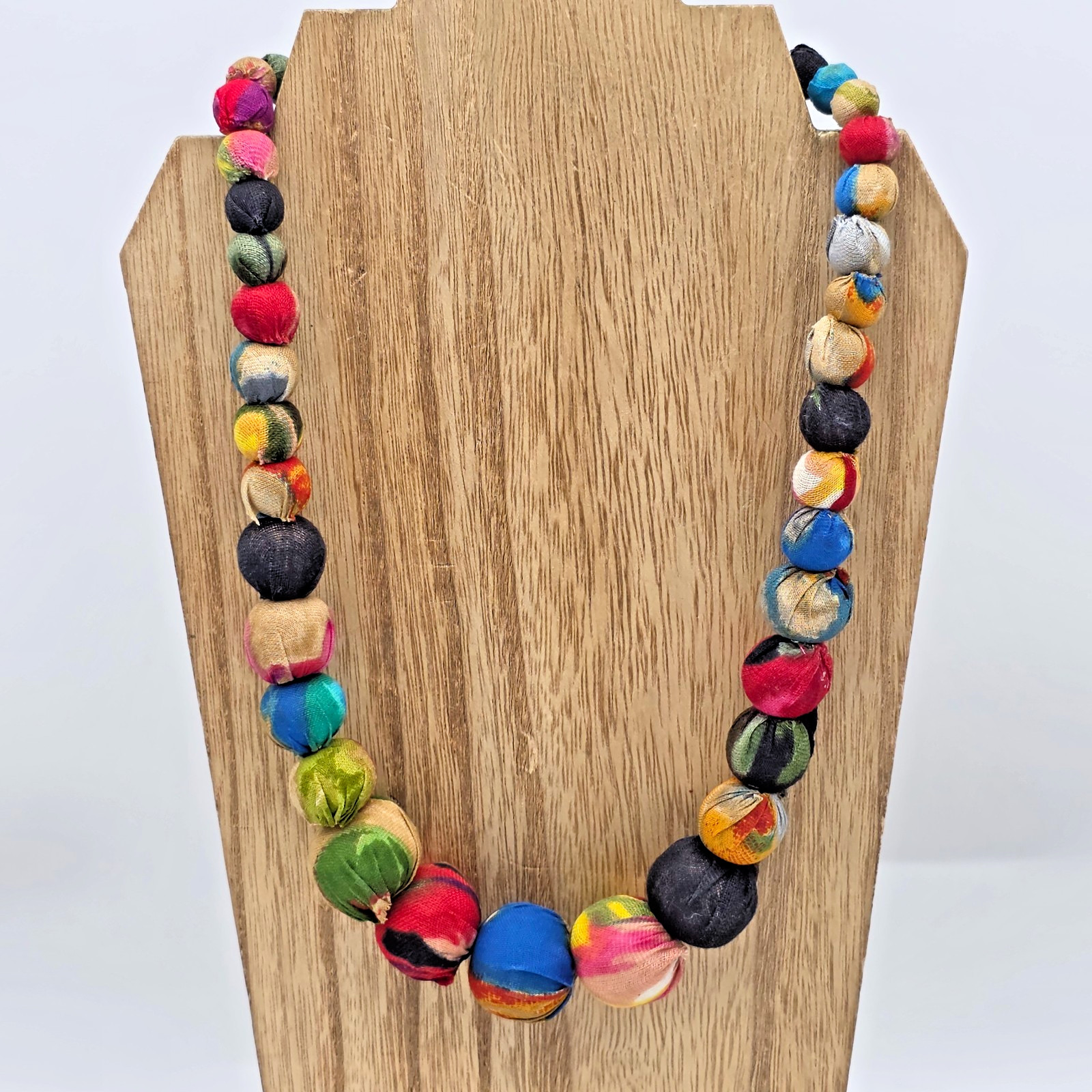 Plunder Kantha Fabric Wrapped Graduated Bead Necklace Multicolor 20”