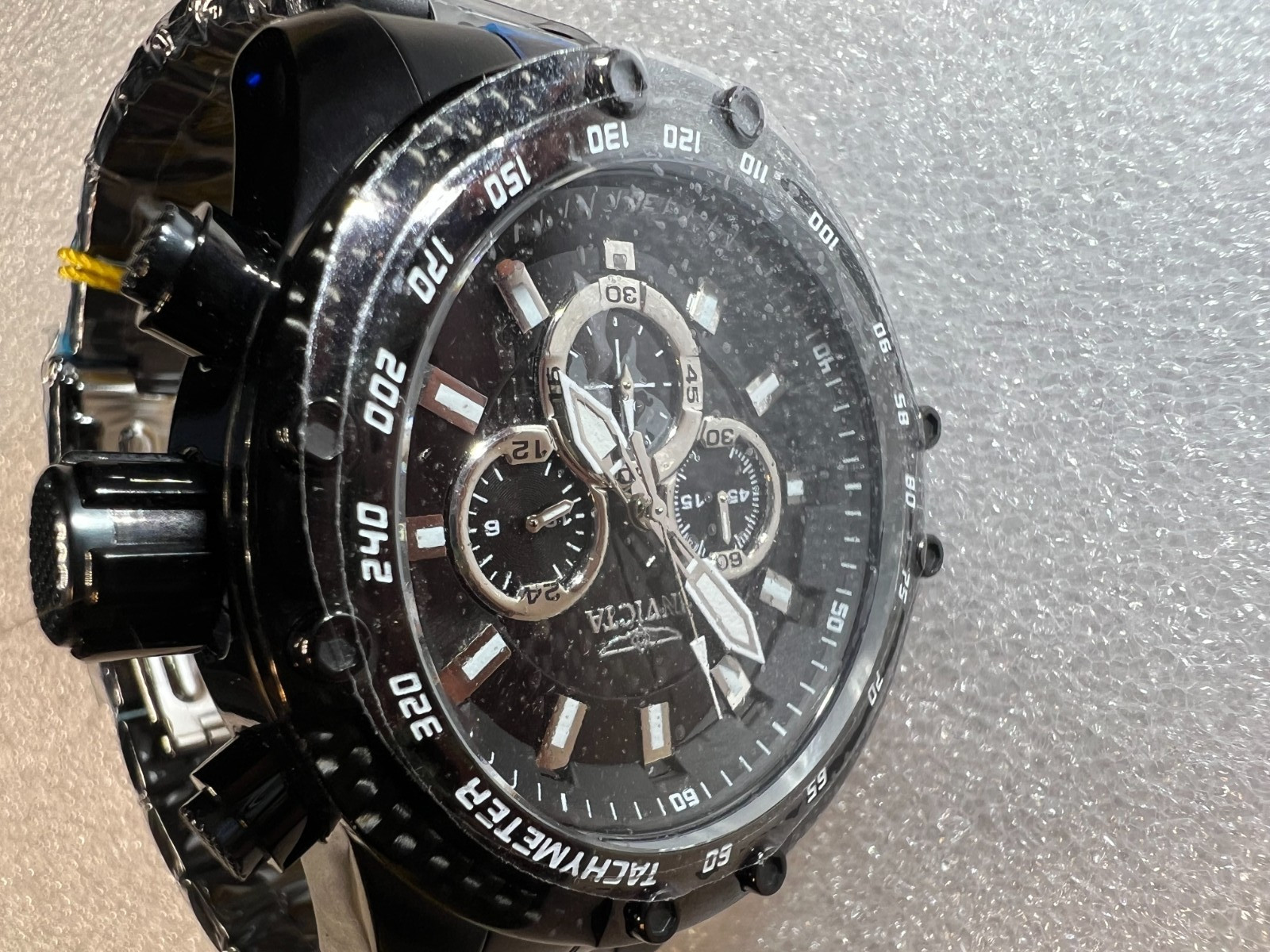 Invicta Speedway Men’s Watch Model 28606 Japan Chronograph 100M Water Resistant