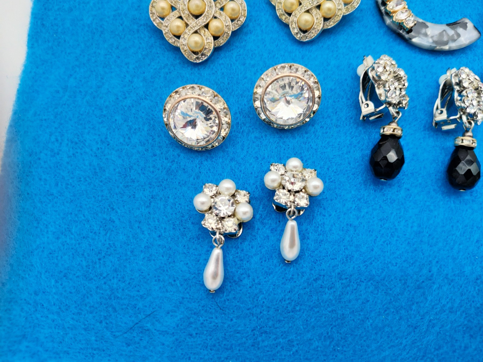 Lot of 14 Pairs Vintage Retro Silver Tone Pearl RHINESTONE EARRINGS Clip Post