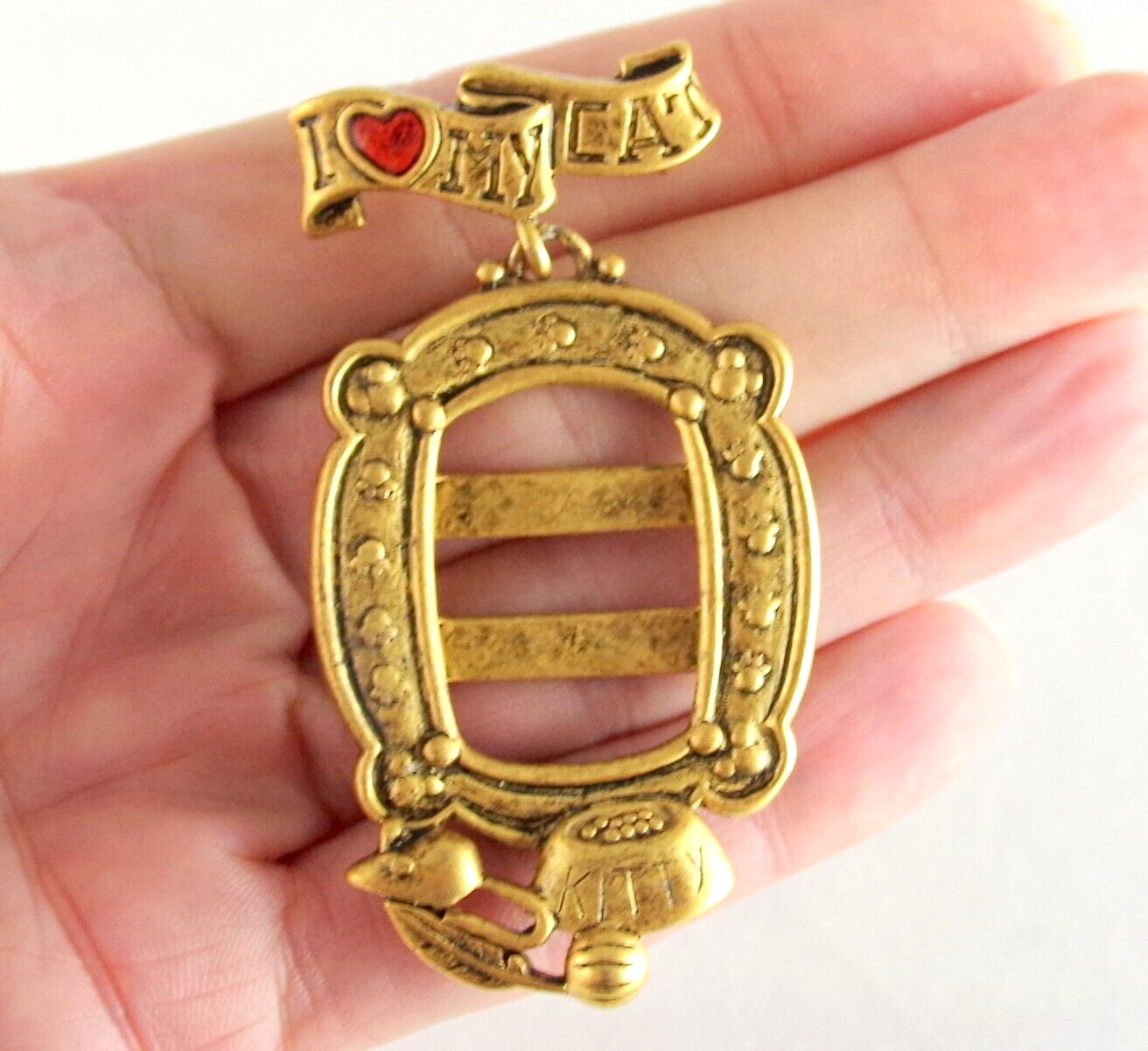 2.5″ NOS VTG c1980’s DANECRAFT I ❤️ LOVE MY CAT PHOTO FRAME GOLD PEWTER BROOCH