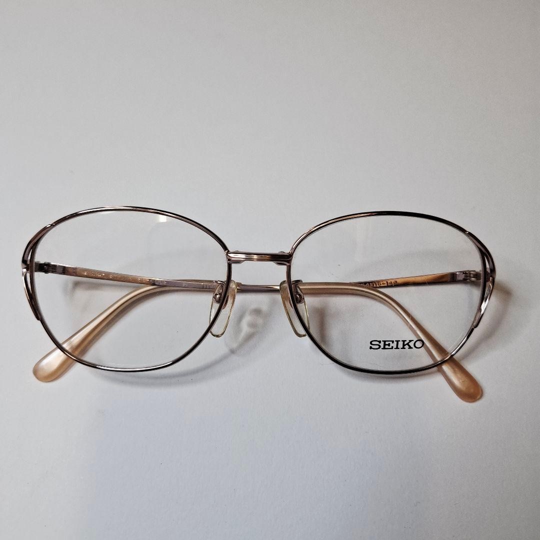 SEIKO Oval Frame Eyeglasses SEB3042